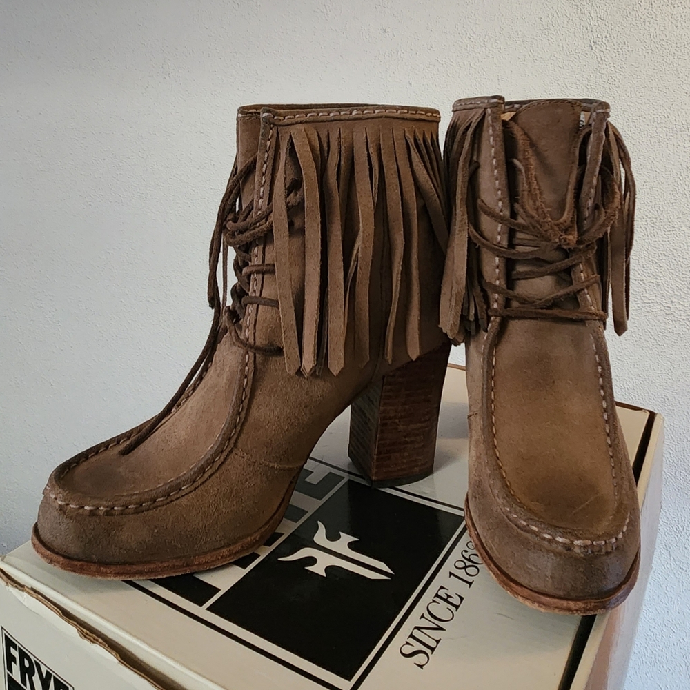 Frye Parker Fringe Short
